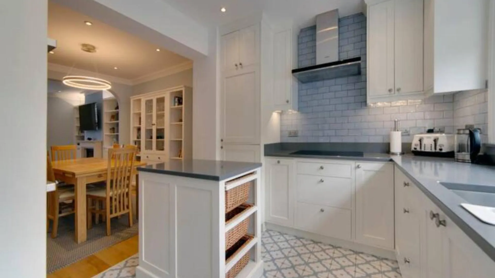 Pass The Keys Centrally Located Modern And Spacious 3 Bed Terrace Cambridge Tatil Evi