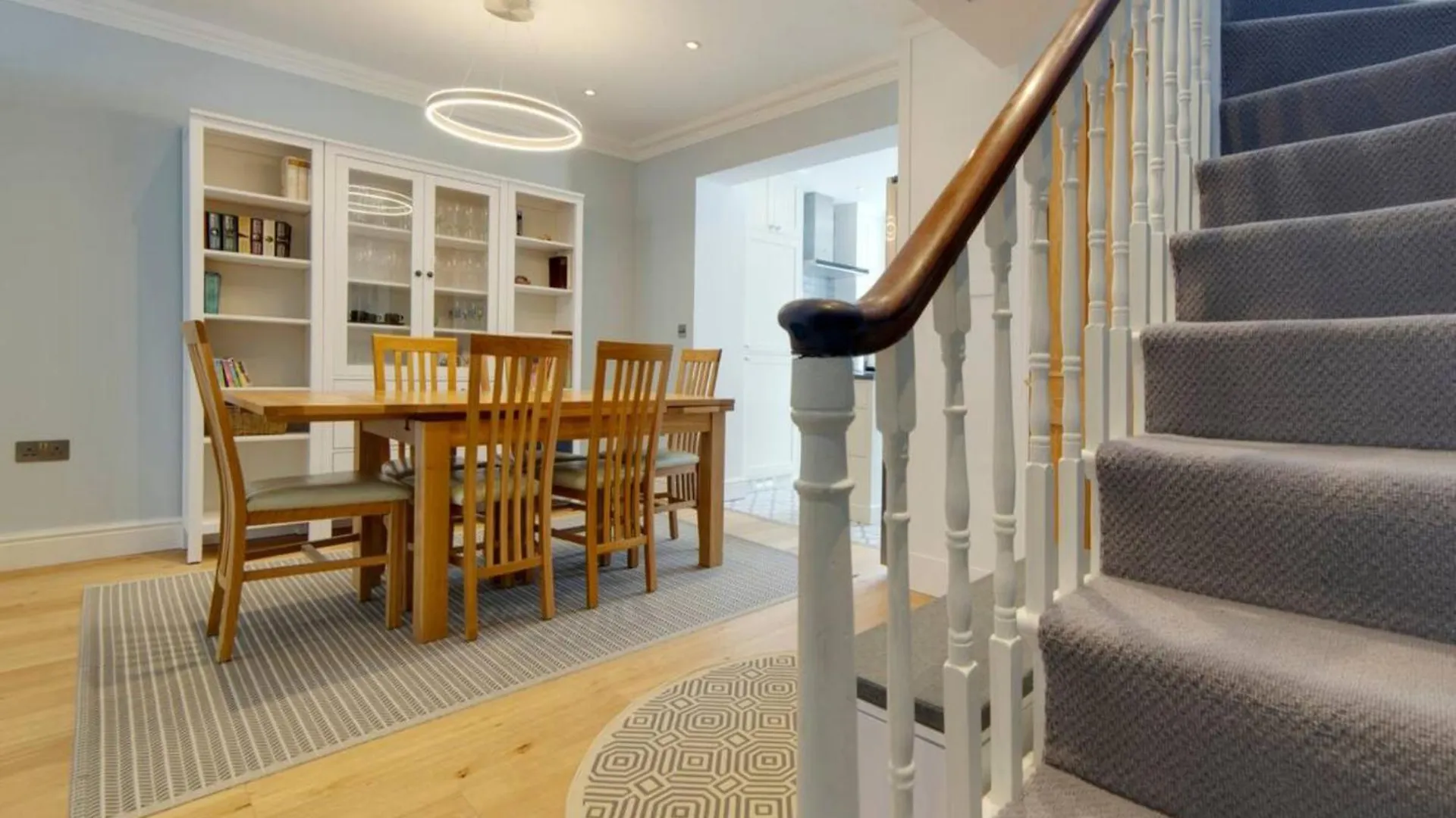 Pass The Keys Centrally Located Modern And Spacious 3 Bed Terrace Cambridge Tatil Evi